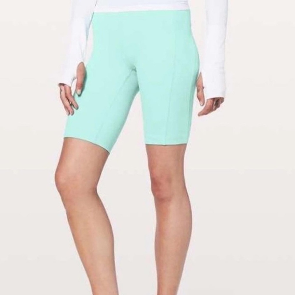 Lululemon biker shorts size 2